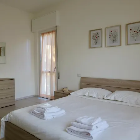 Apartament Lily House *