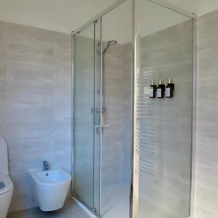 Lily House Apartament *