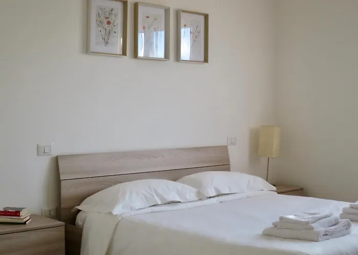 Lily House * لووِنو